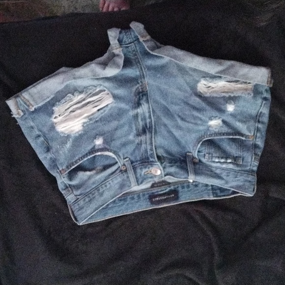 Aeropostale mom shorts size 10 - Picture 1 of 2